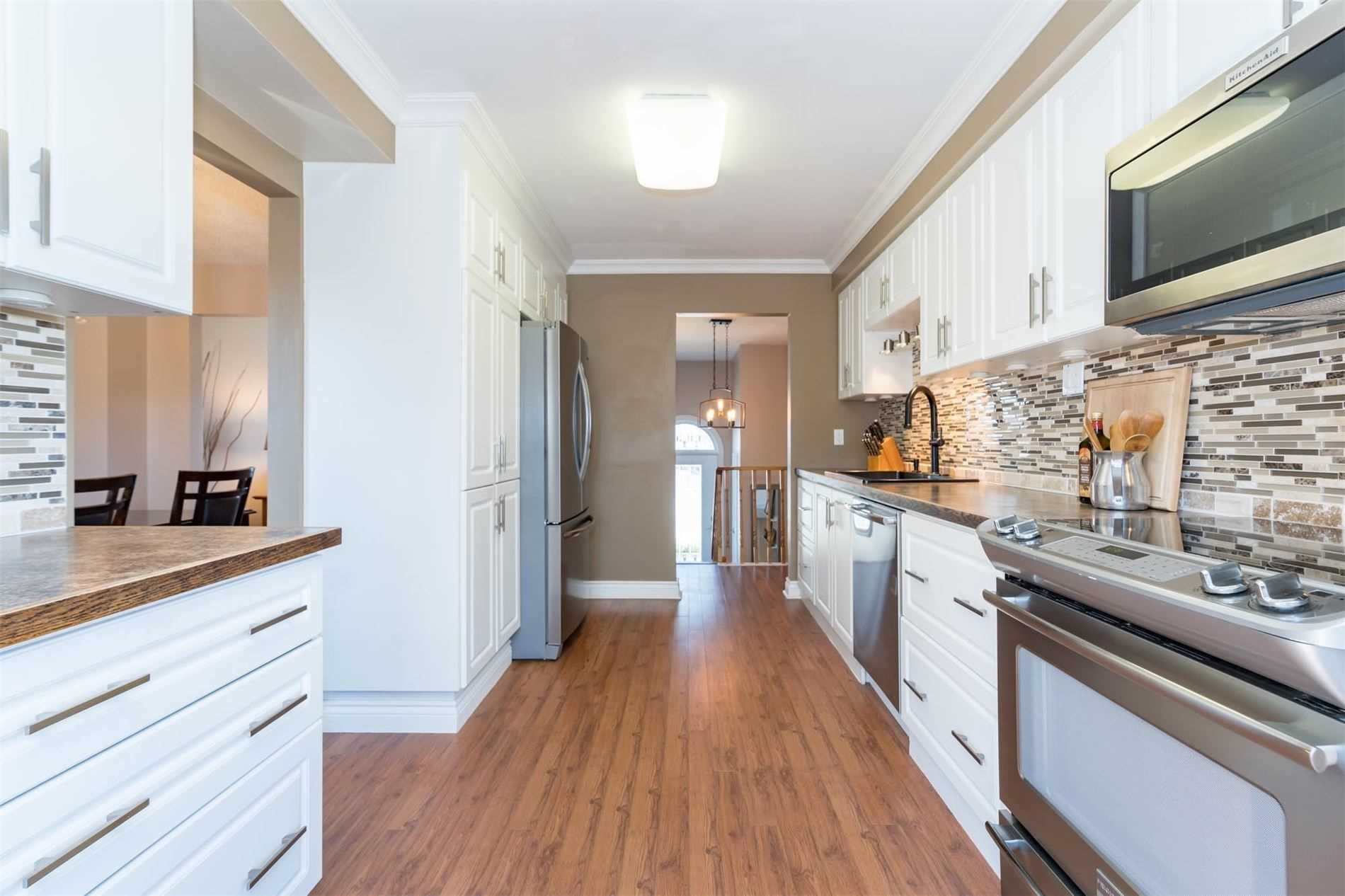 48 Laurentian Lane
