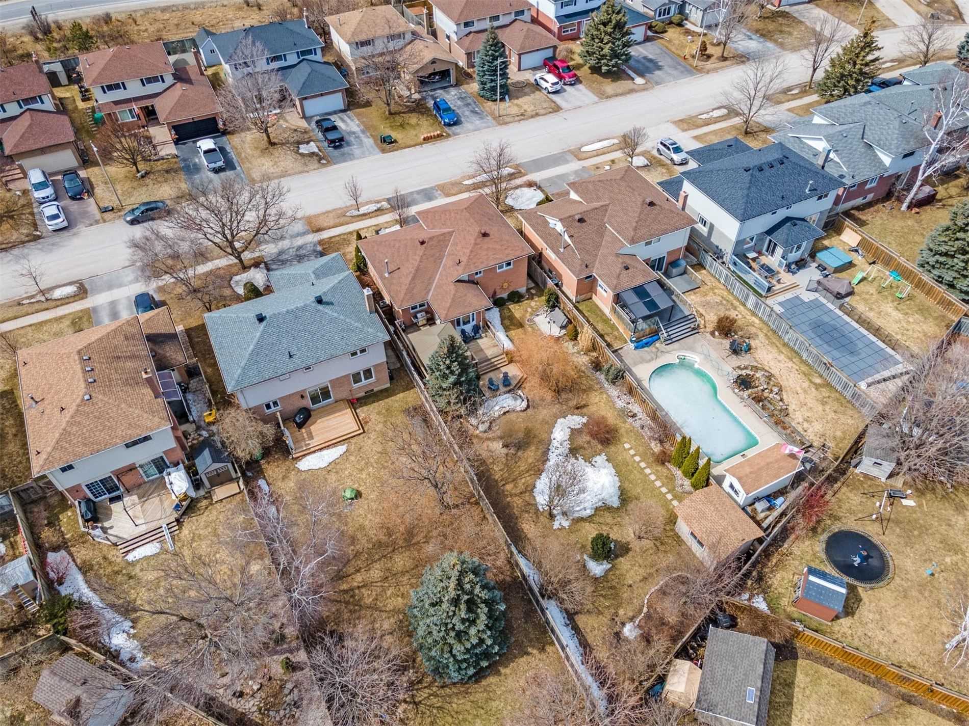 48 Laurentian Lane