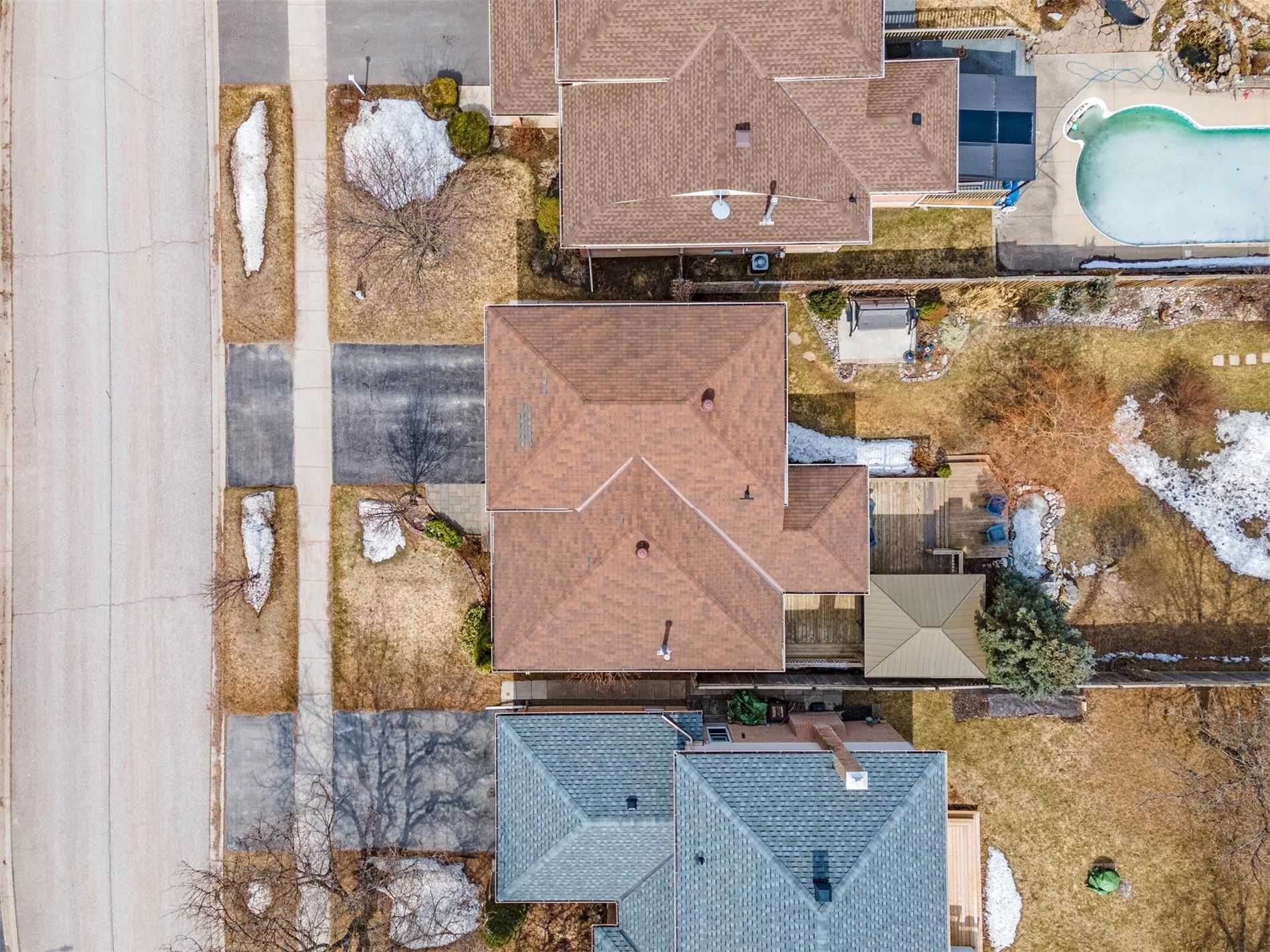 48 Laurentian Lane