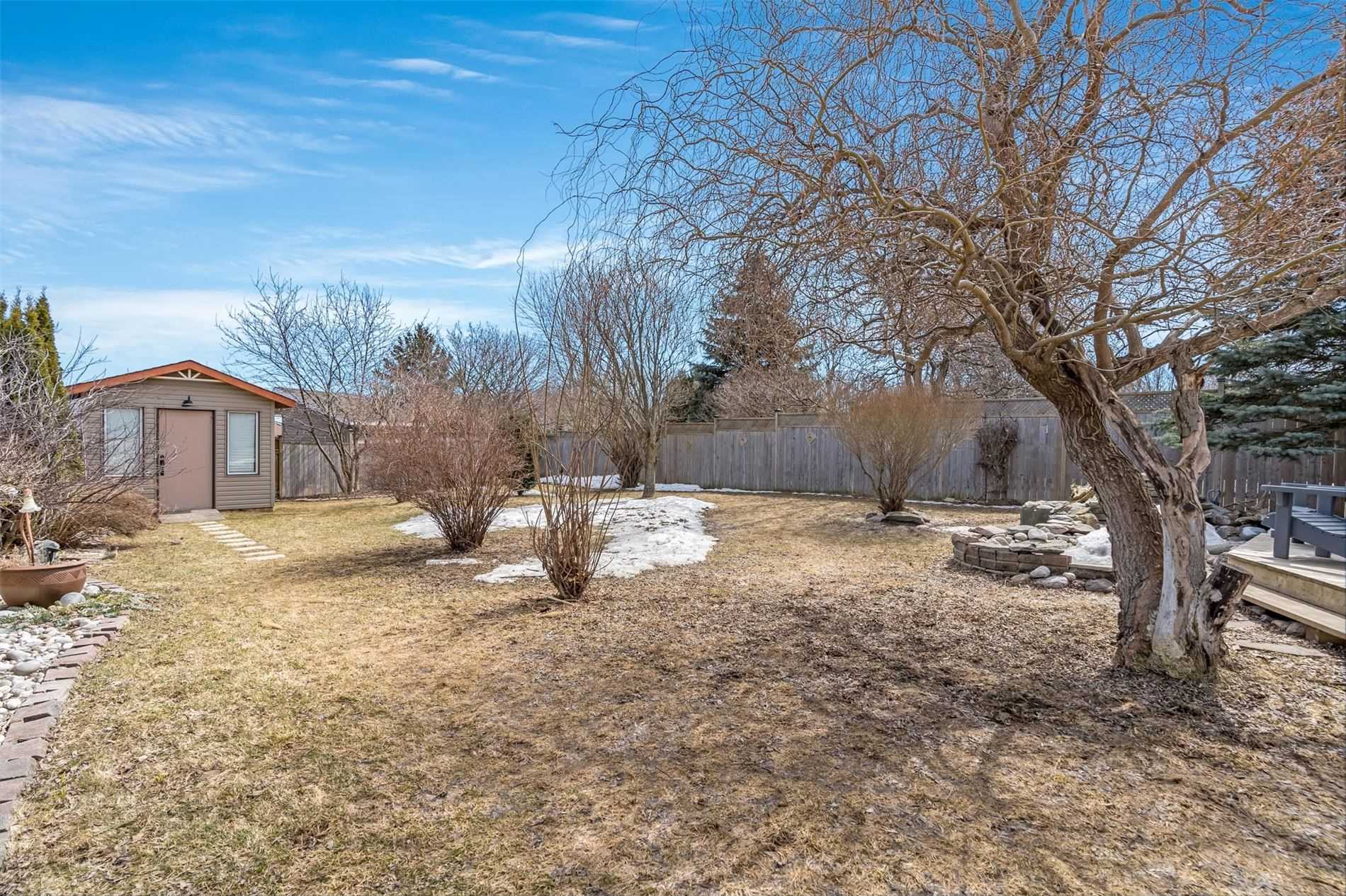 48 Laurentian Lane