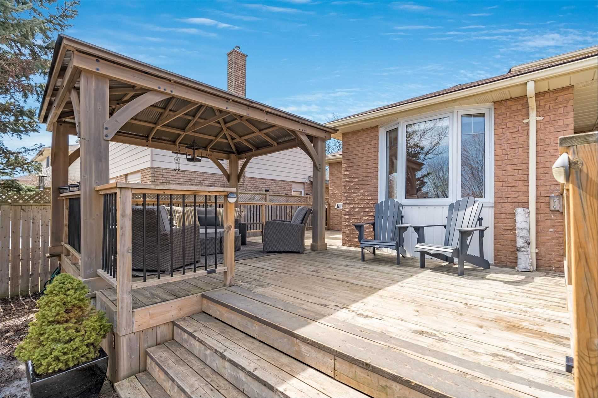 48 Laurentian Lane