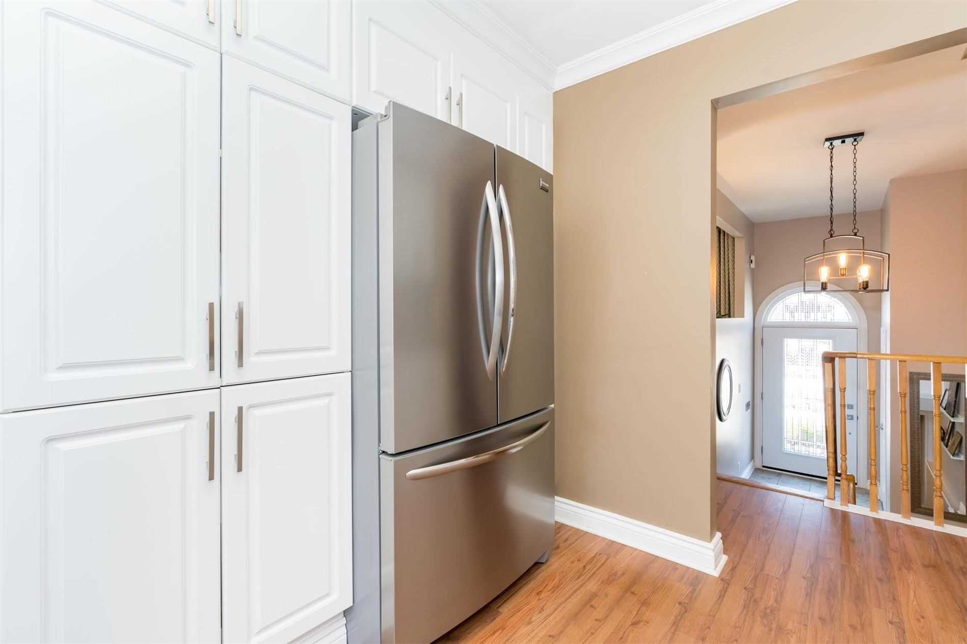 48 Laurentian Lane