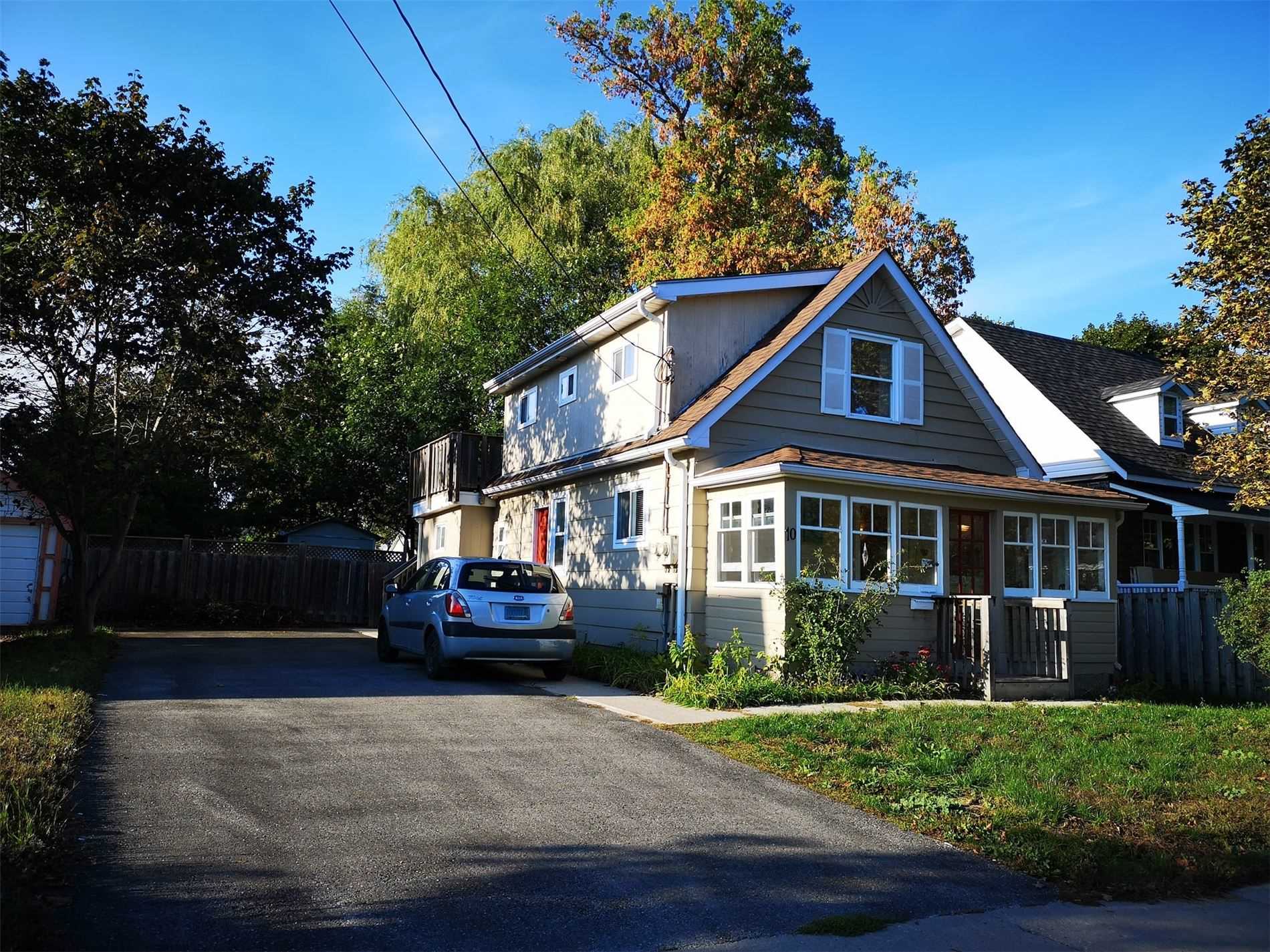10 Dufferin St