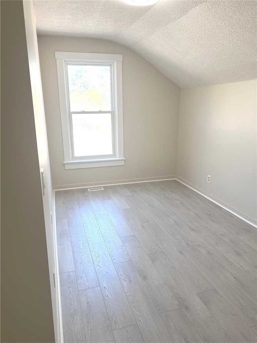 23 O'brien St, #Unit 1