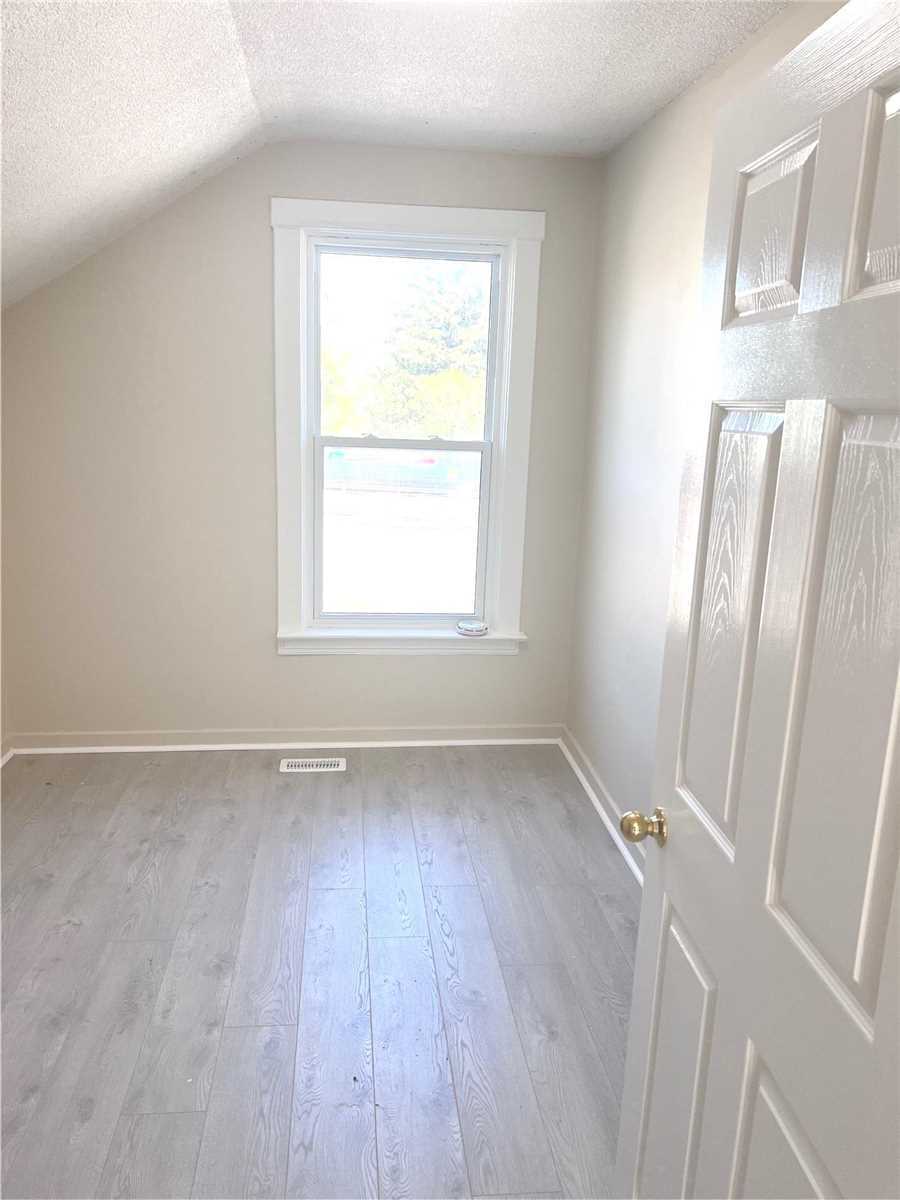 23 O'brien St, #Unit 1