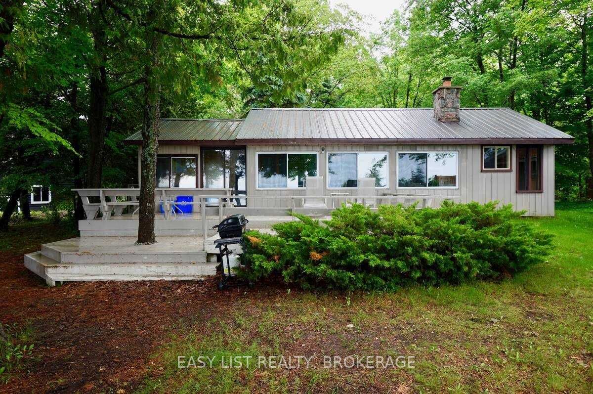 Listing S5618459 - Large Photo # 2