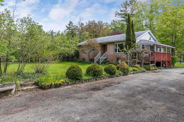 49 Earl St, Wasaga Beach