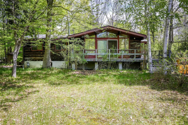 1803 Tiny Beaches Rd N, Tiny