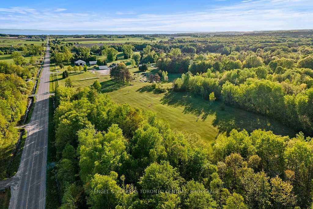 Listing S5646617 - Large Photo # 35