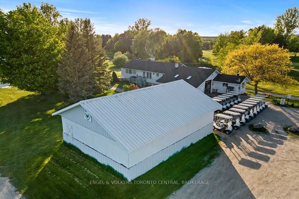 Listing S5646617 - Large Photo # 29