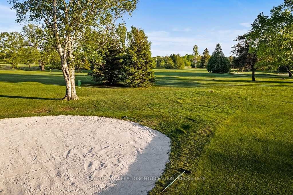 Listing S5646617 - Large Photo # 17
