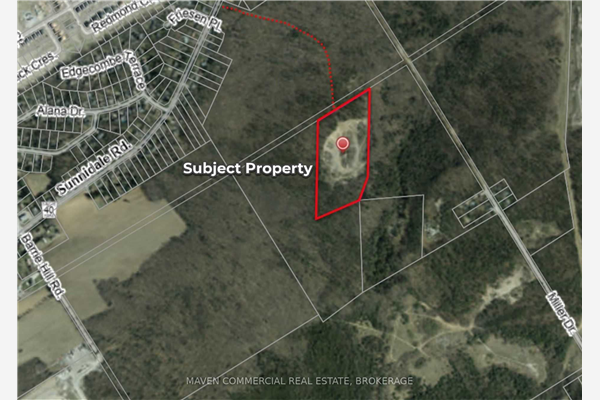 1043 Sunnidale Rd S, Springwater