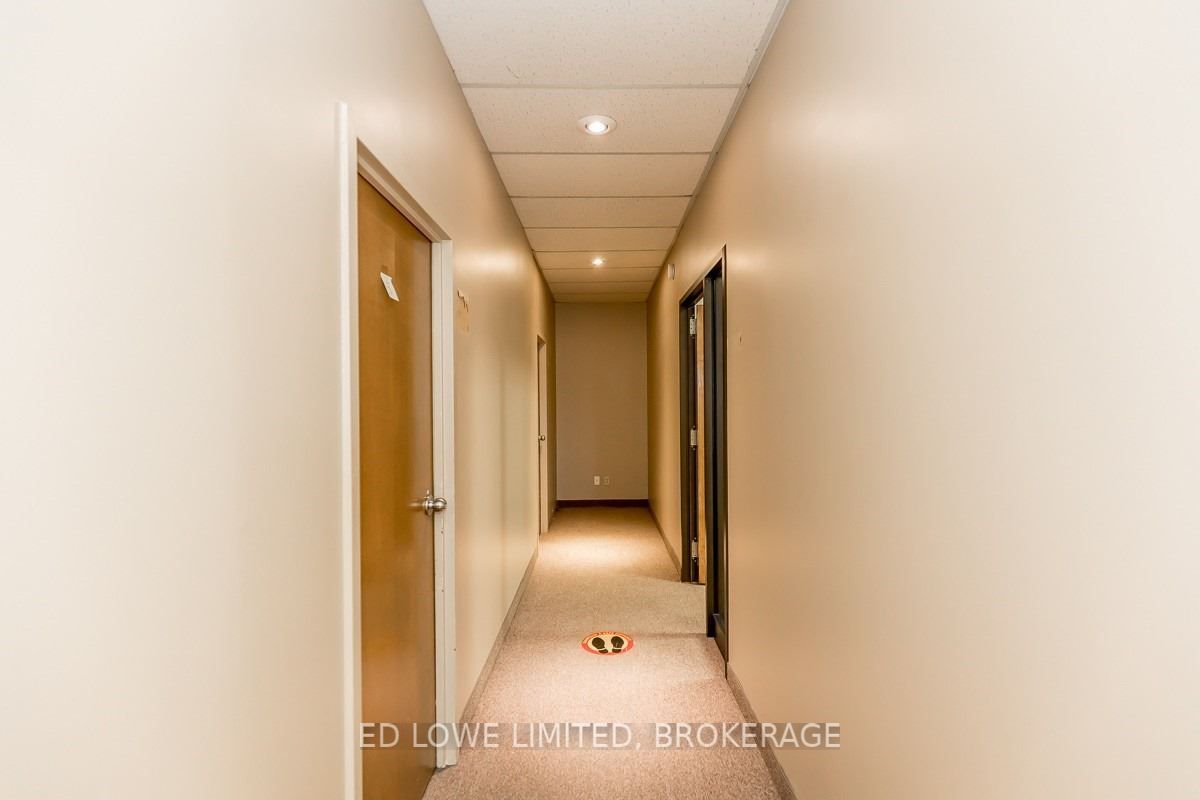 Listing S5675819 - Large Photo # 7