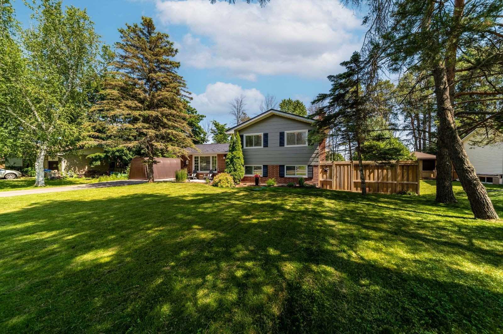 11 Shelswell Blvd