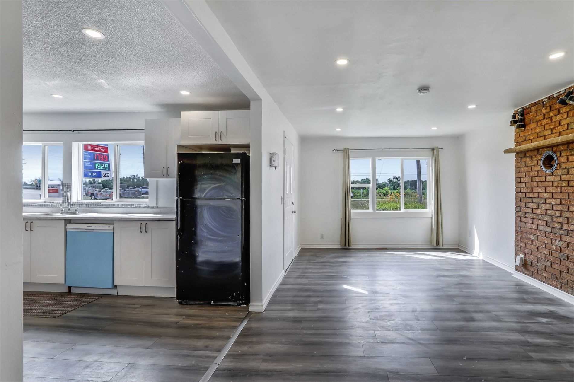 5742 County Rd 90 Rd