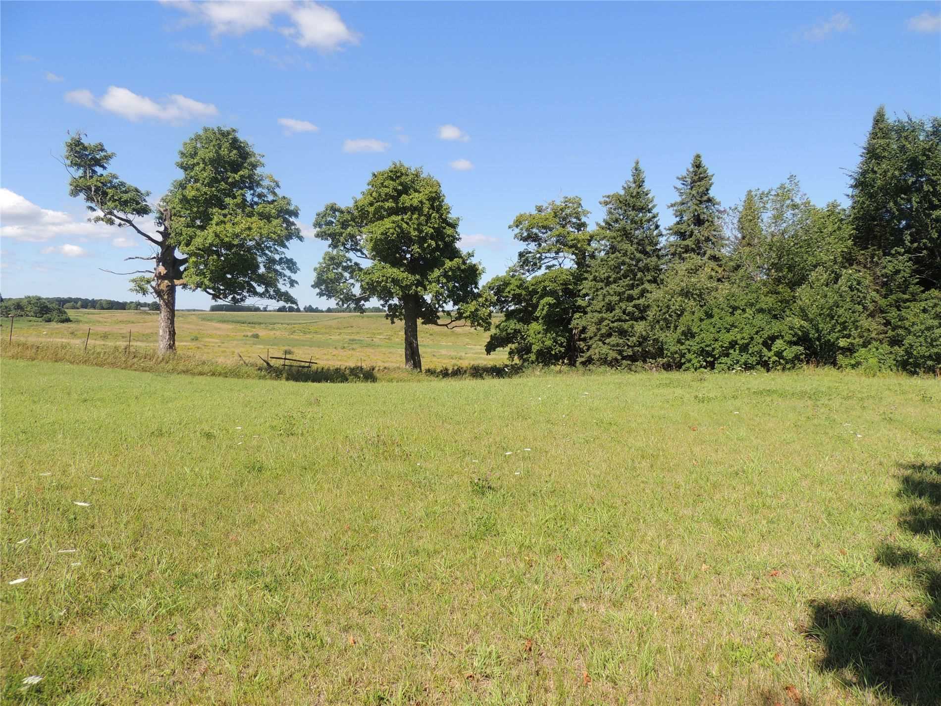 Listing S5733808 - Large Photo # 2