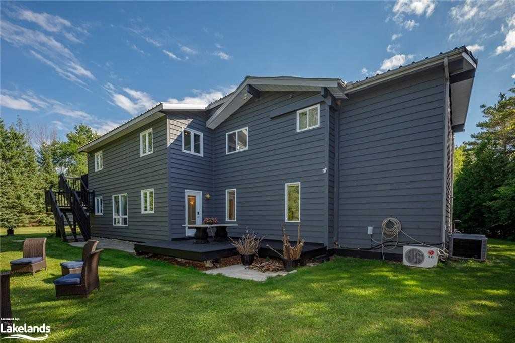 20 Forest Dr