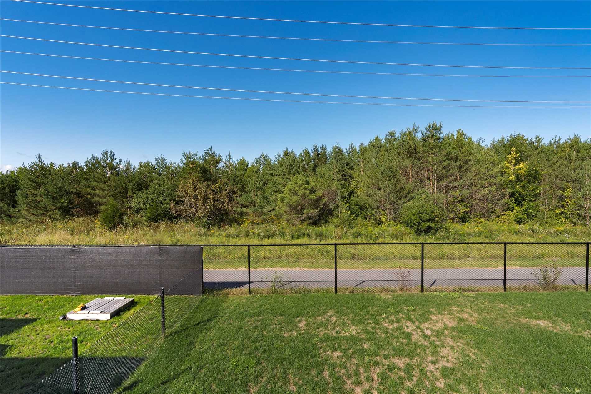 227 Roy Dr