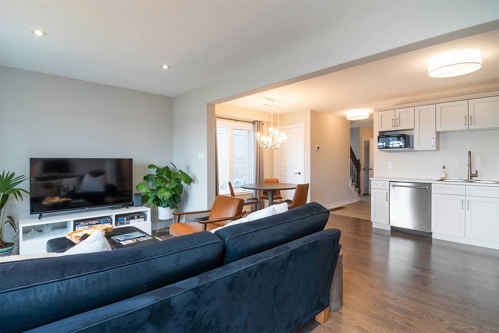 23 Archer Ave