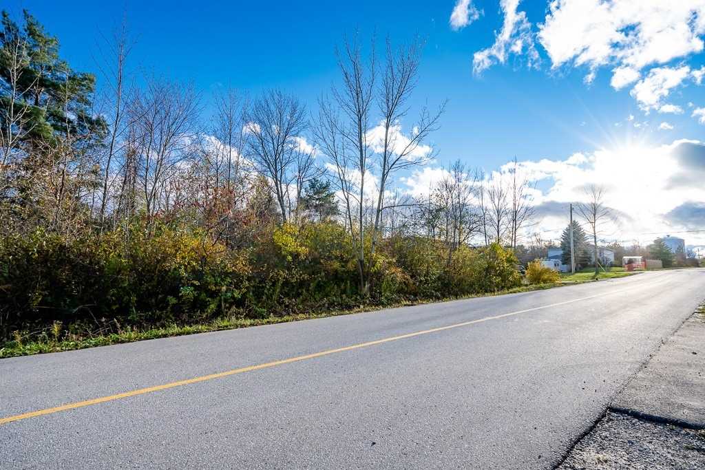 Listing S5769295 - Large Photo # 8