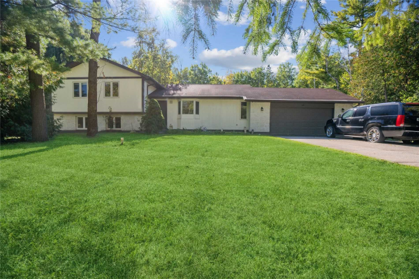 10 Kelley Cres, Wasaga Beach
