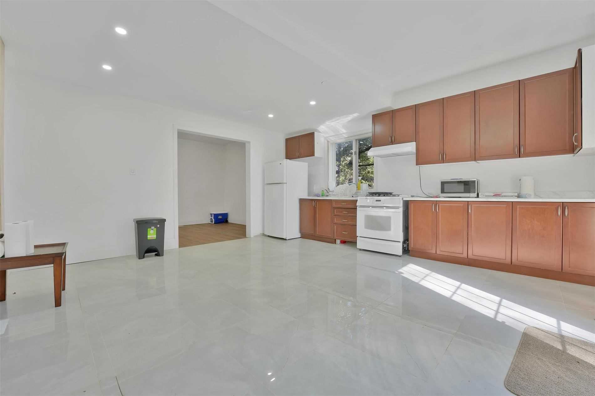7779 Somerset Drive