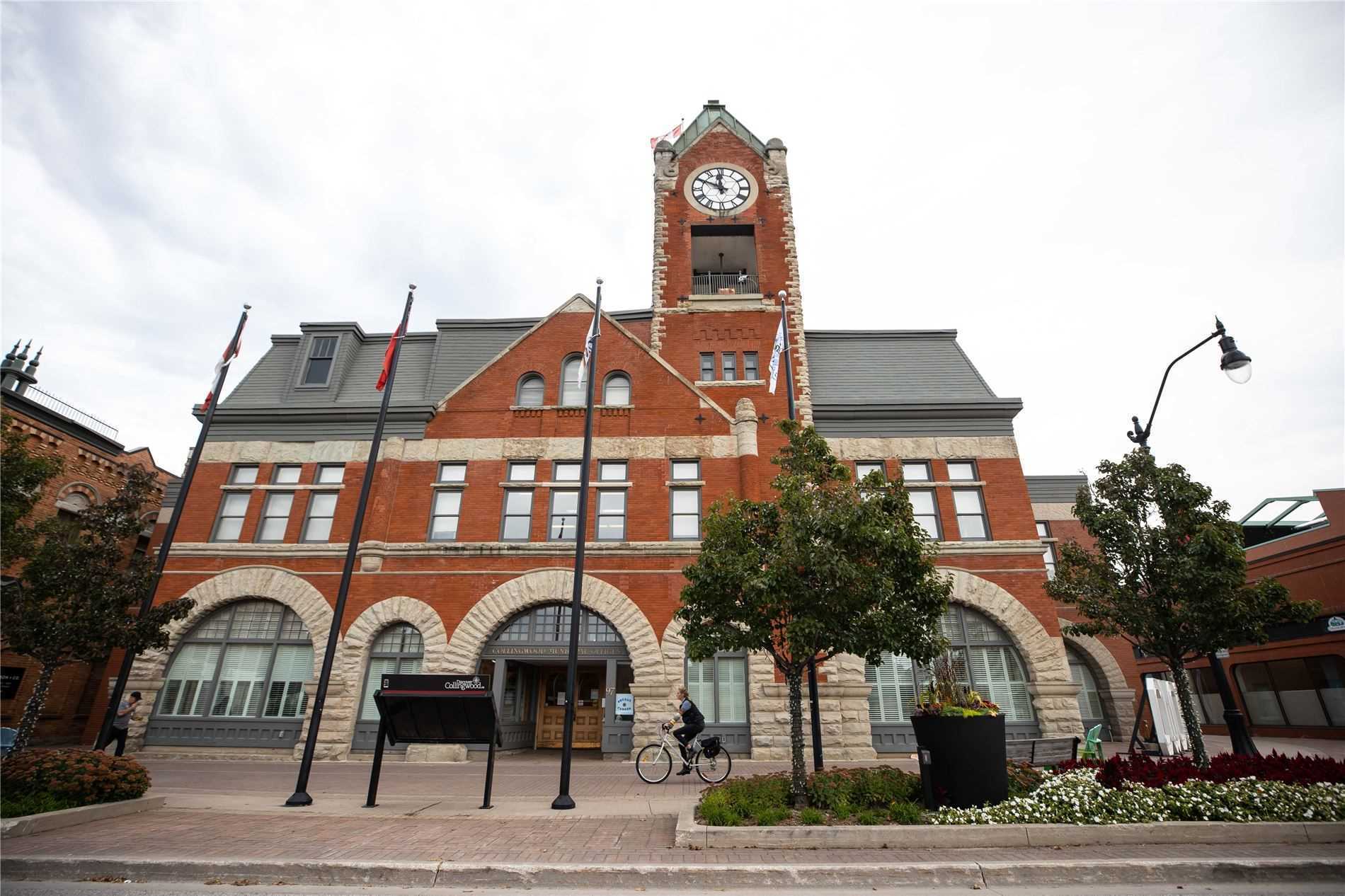 11 Royalton Lane, #11