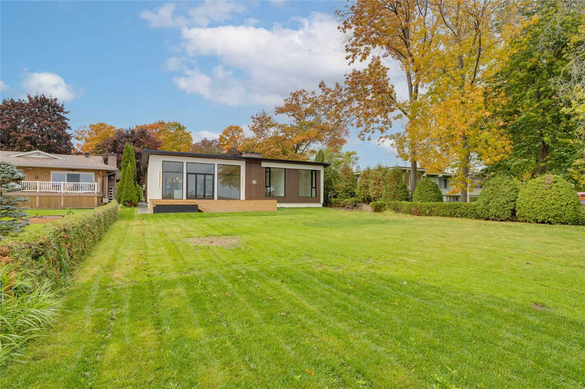 655 Glen Crescent