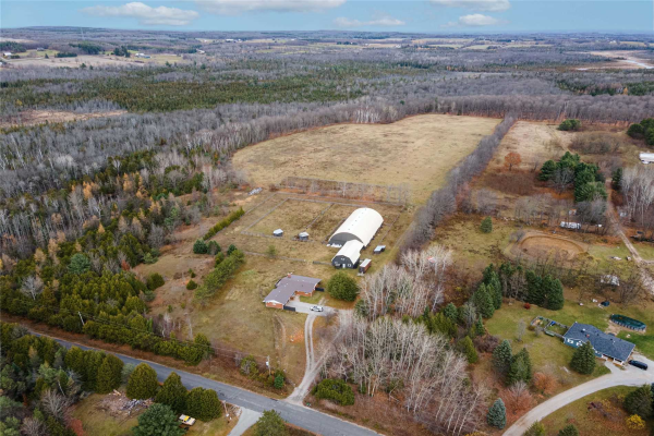 1097 6 Line N, Oro-Medonte