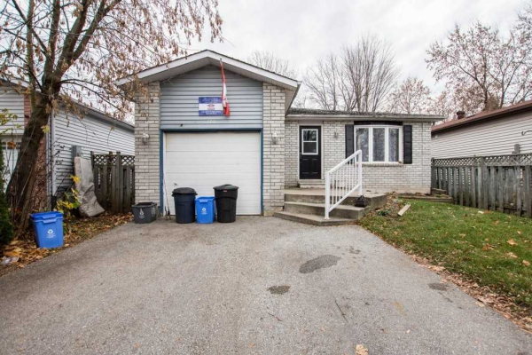 170 Hickling Tr, Barrie