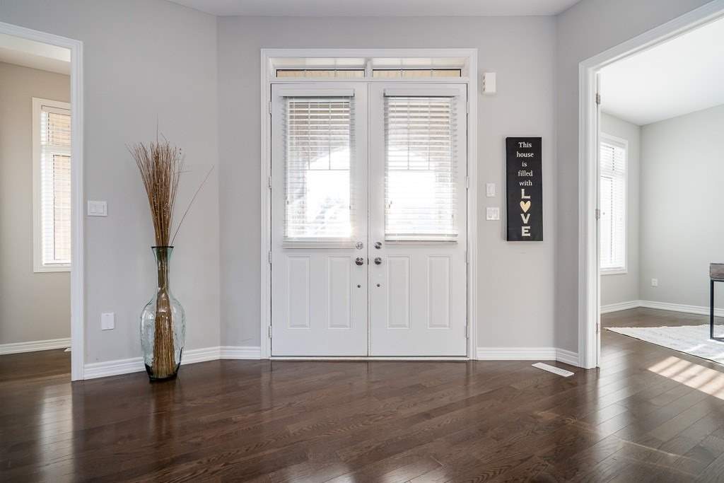 56 Redmond Cres
