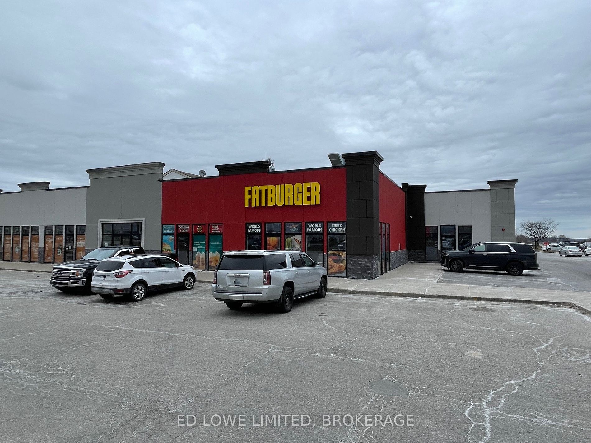 Listing S5845236 - Large Photo # 3