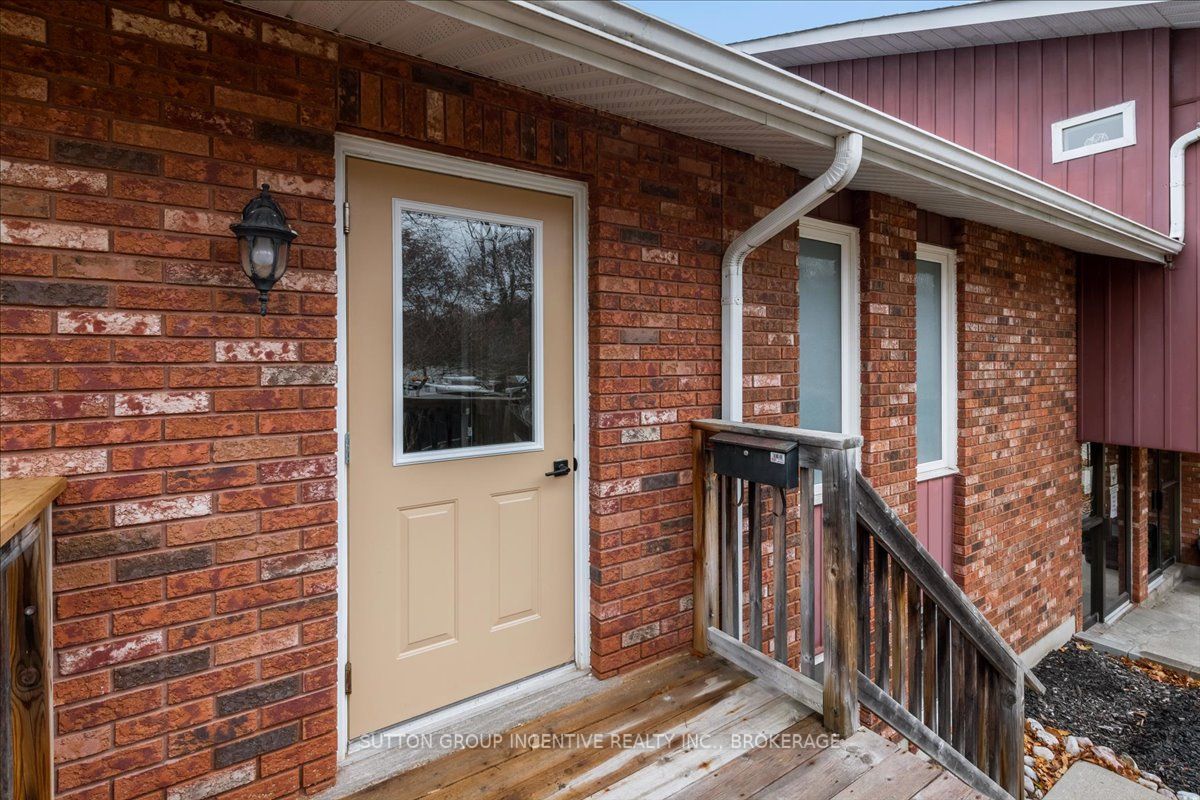 30 Spence Ave, #3