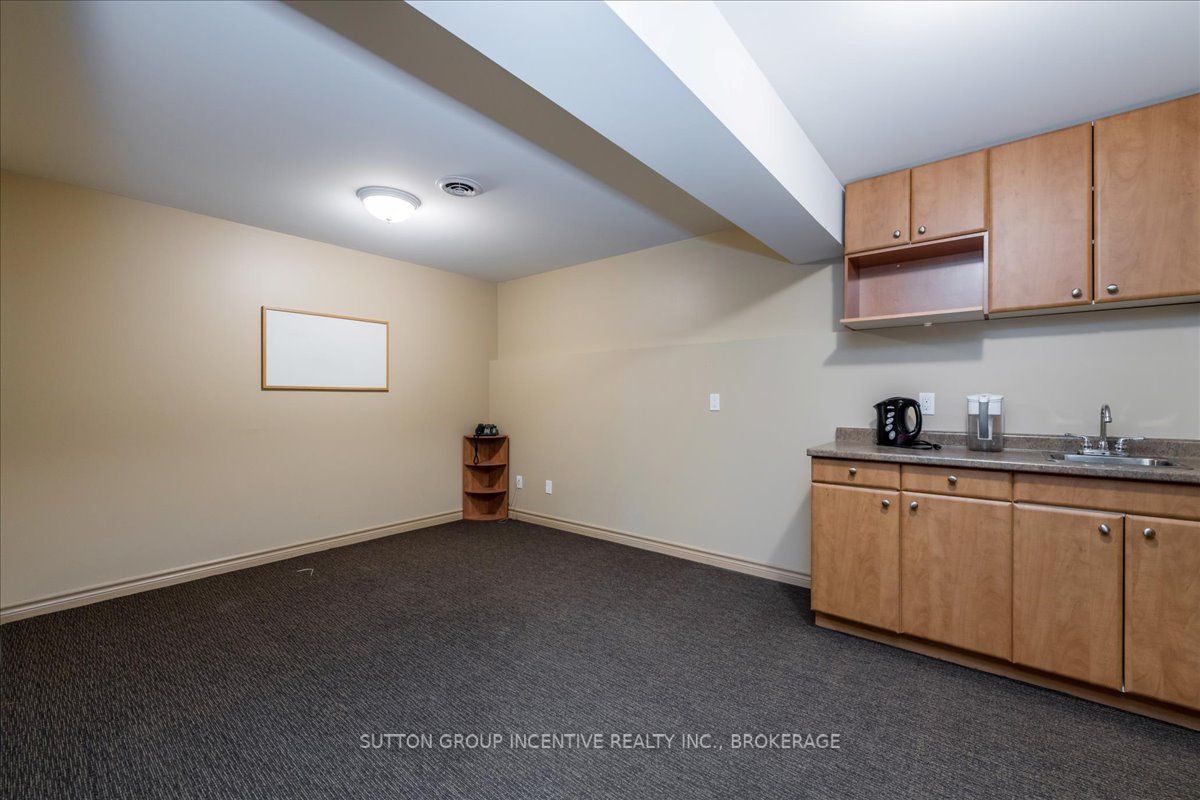 30 Spence Ave, #3