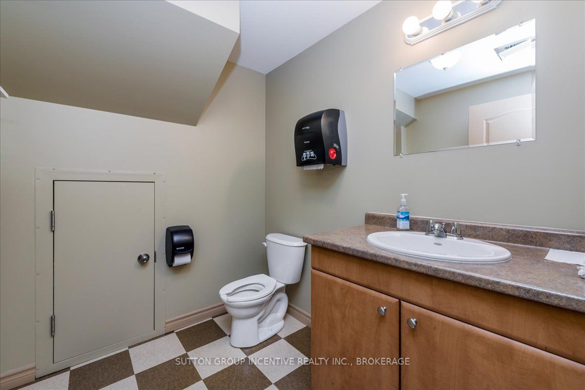 30 Spence Ave, #3