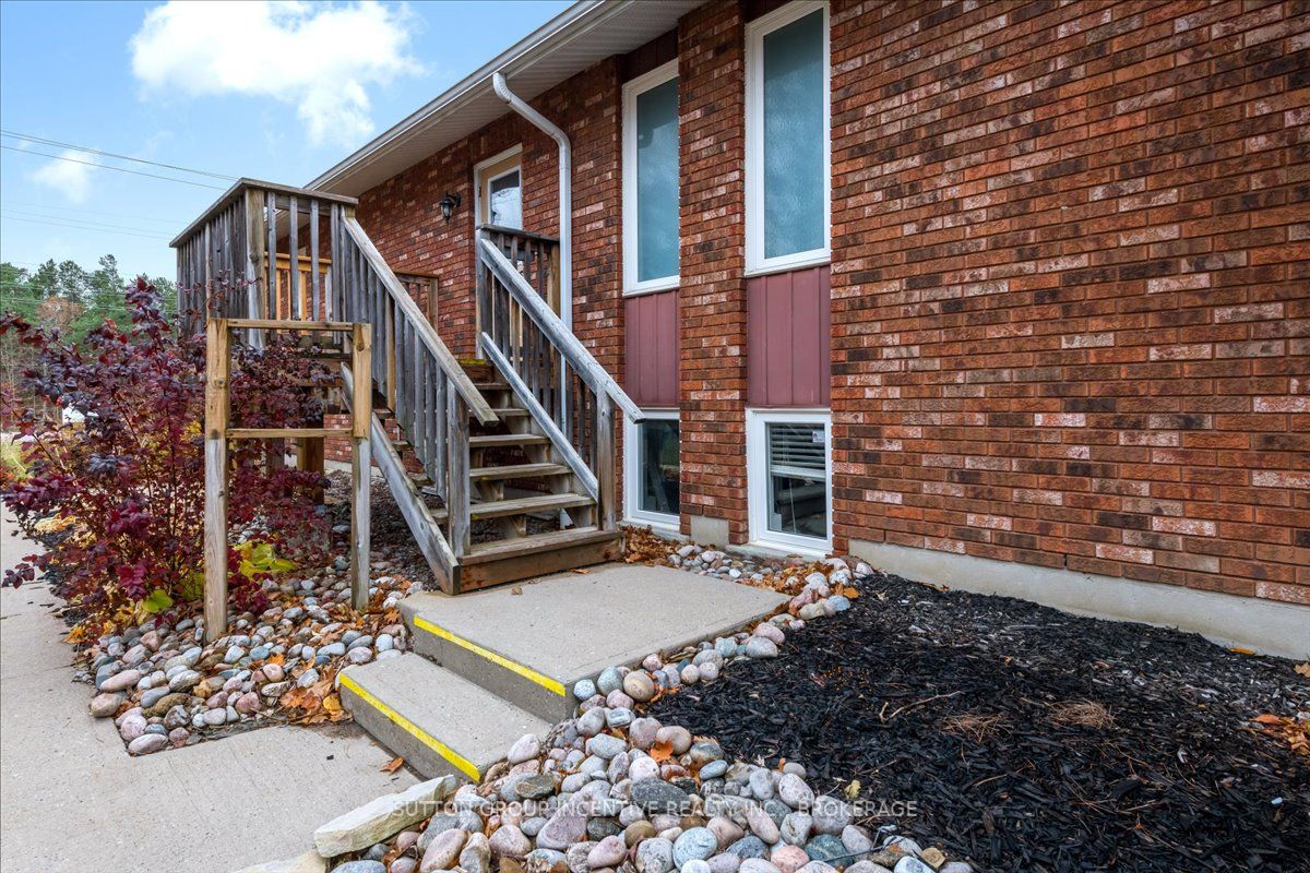 30 Spence Ave, #3