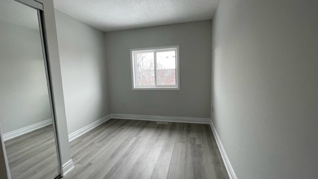 140 Sydenham Wells Rd