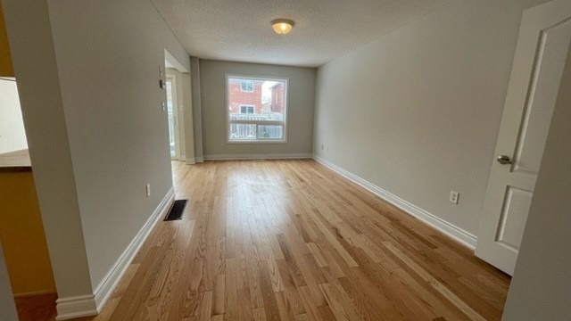 140 Sydenham Wells Rd