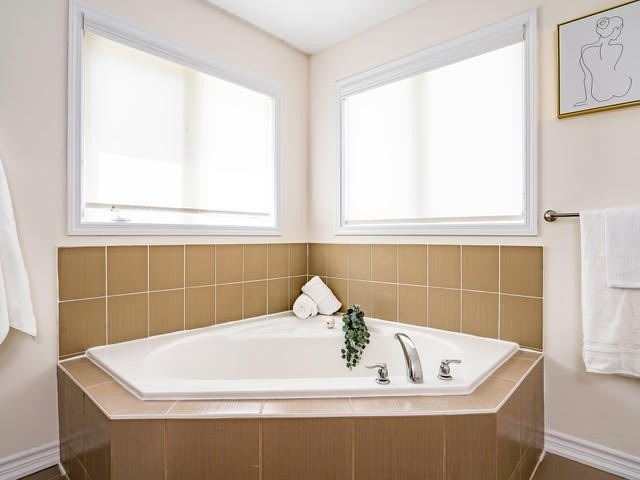 Listing S5850919 - Large Photo # 22