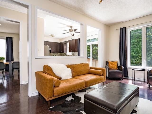 Listing S5850919 - Large Photo # 11