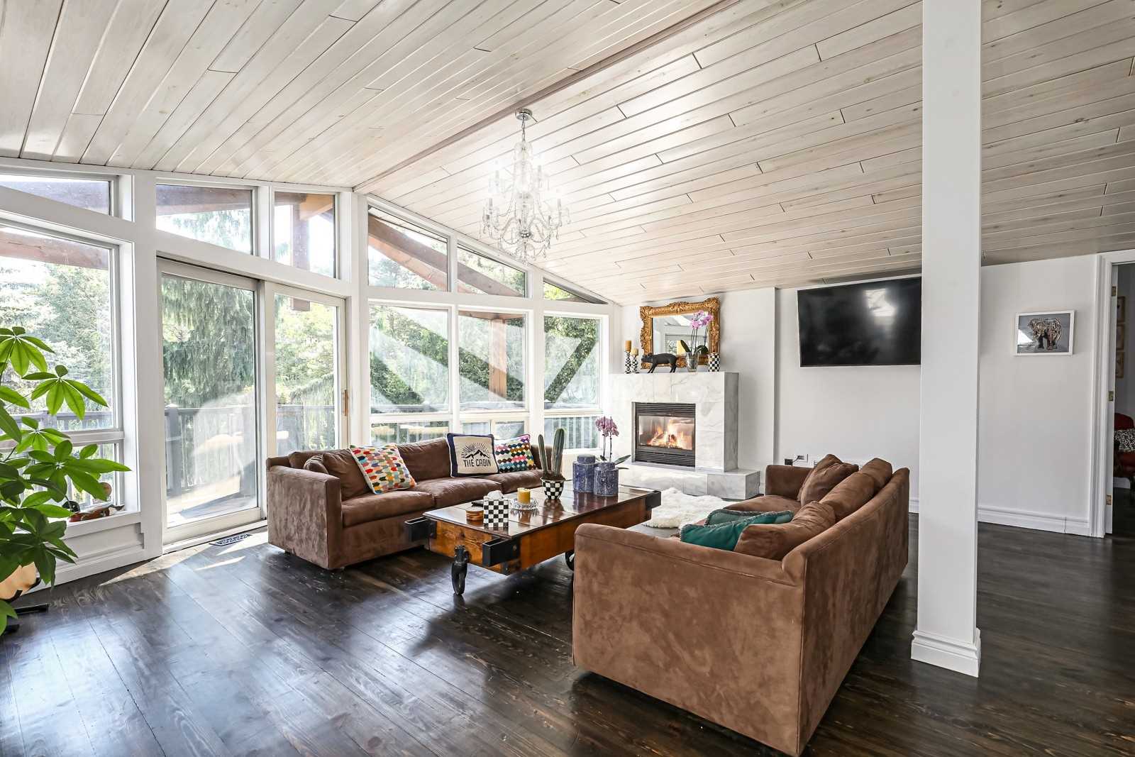 20 Forest Dr