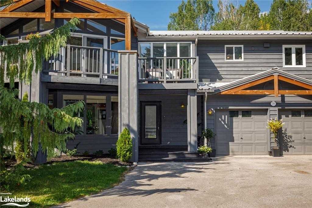 20 Forest Dr