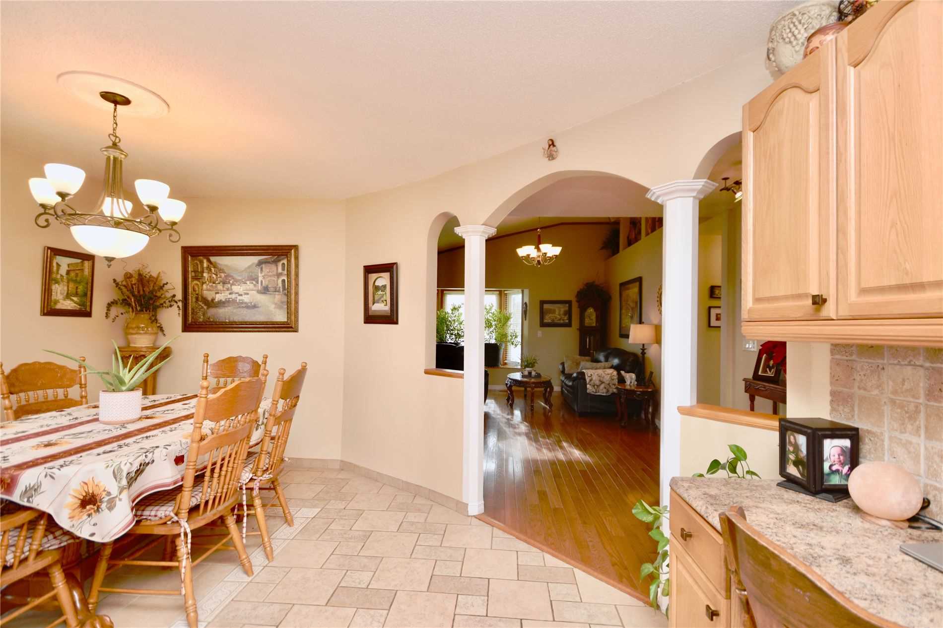 Listing S5858296 - Large Photo # 20
