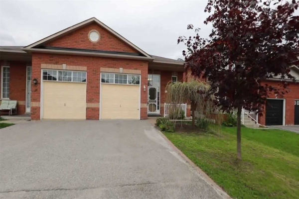 23 Peter St, Barrie
