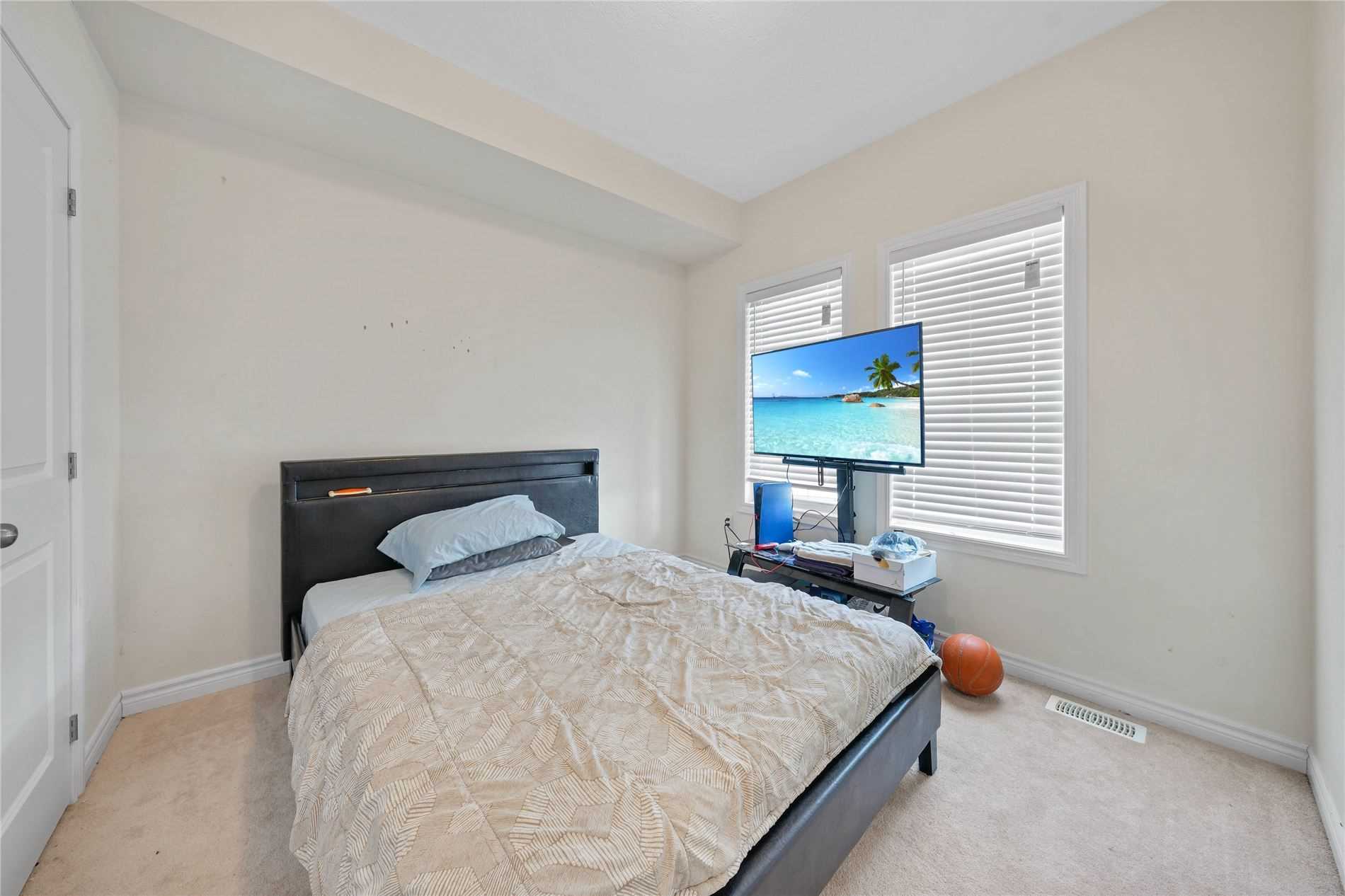 177 Isabella Dr
