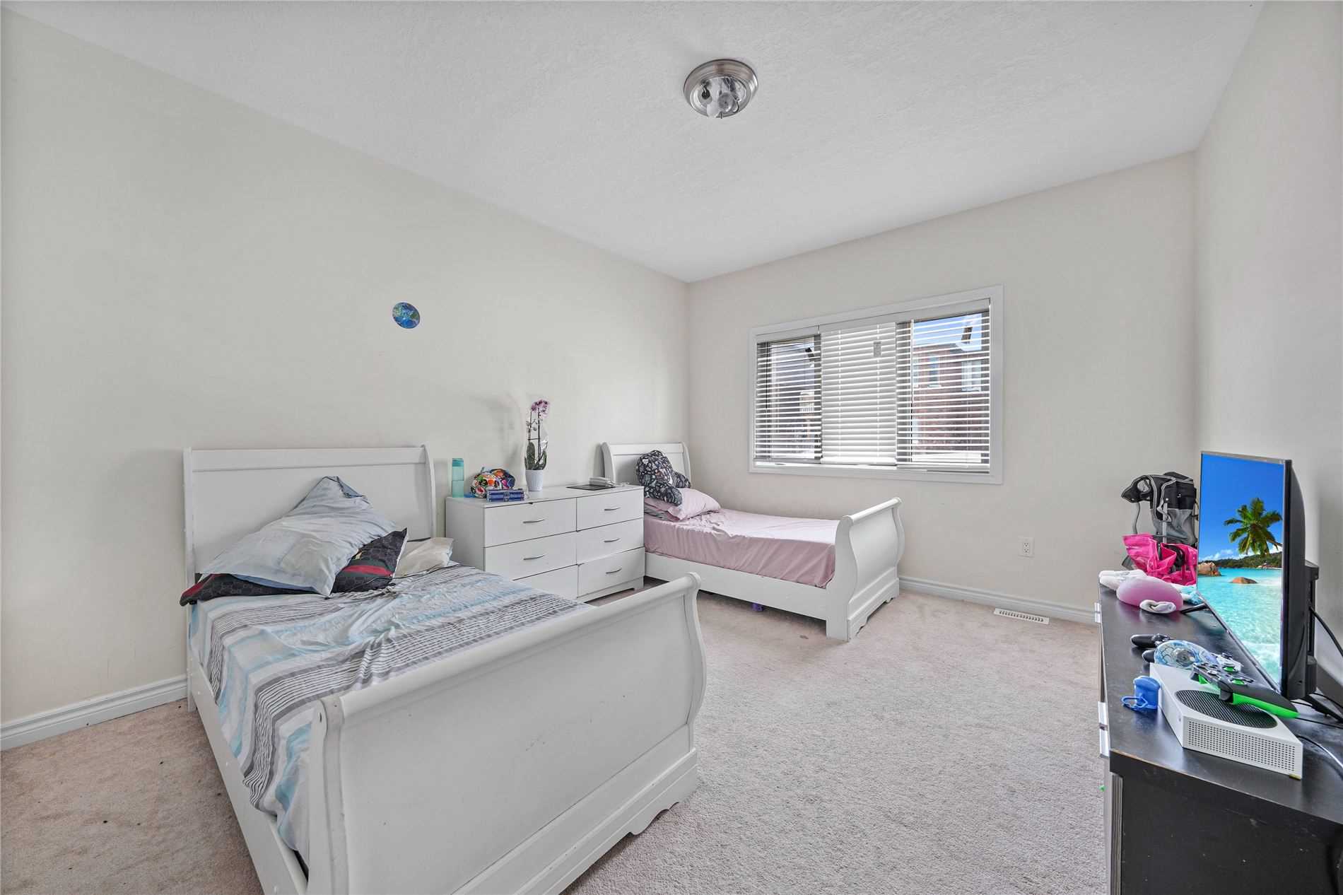 177 Isabella Dr