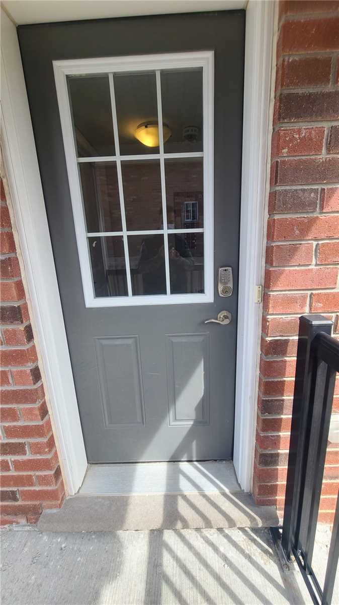 244 Penetanguishene Rd, #8