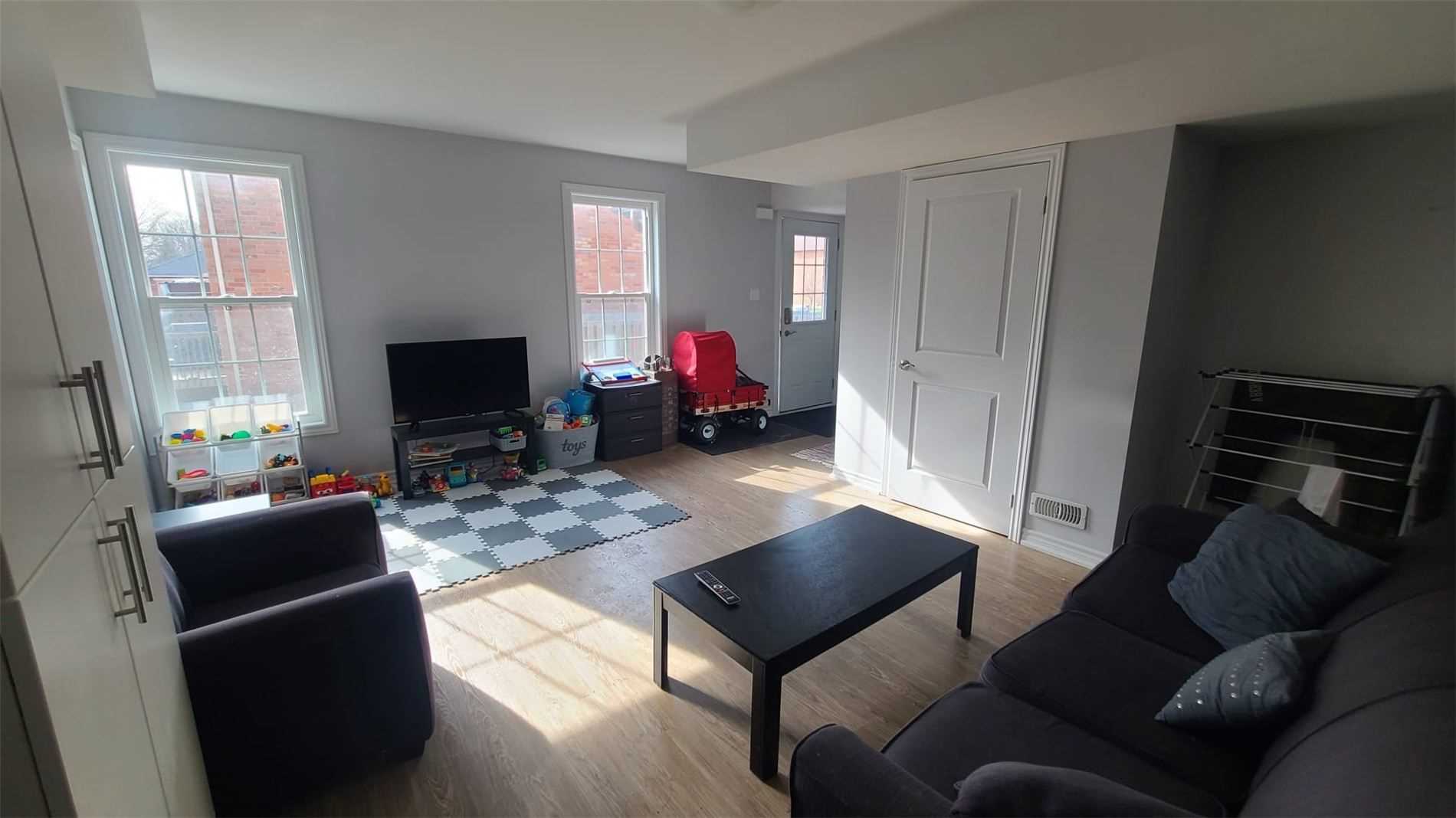 244 Penetanguishene Rd, #8