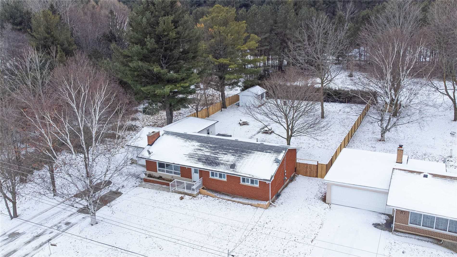 19 Locke Ave