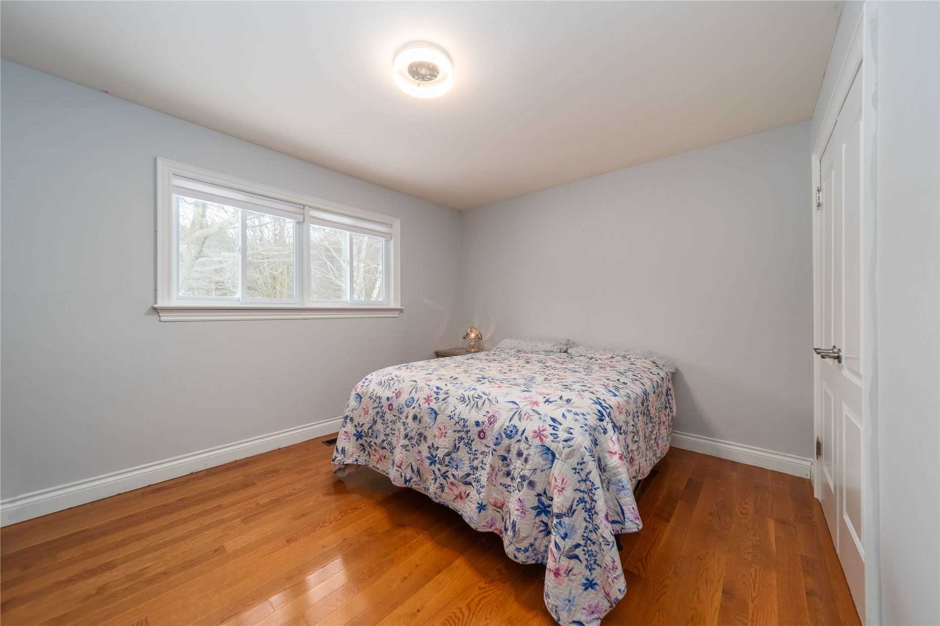 19 Locke Ave